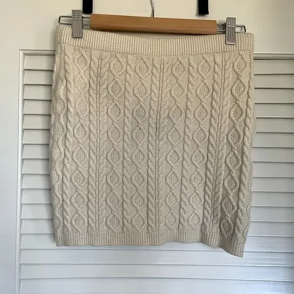 blanc Two Piece Cable Knit Cream Halter Crop Top Mini Skirt Set Size Medium - Picture 4 of 12